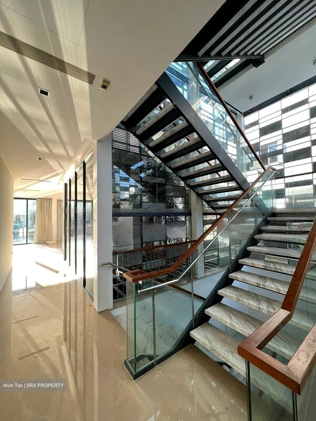 Harbourfront Avenue (D4), Detached #457125011